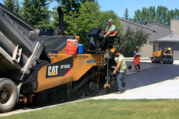 Best Driveway Paving Contractor  in Masury, OH